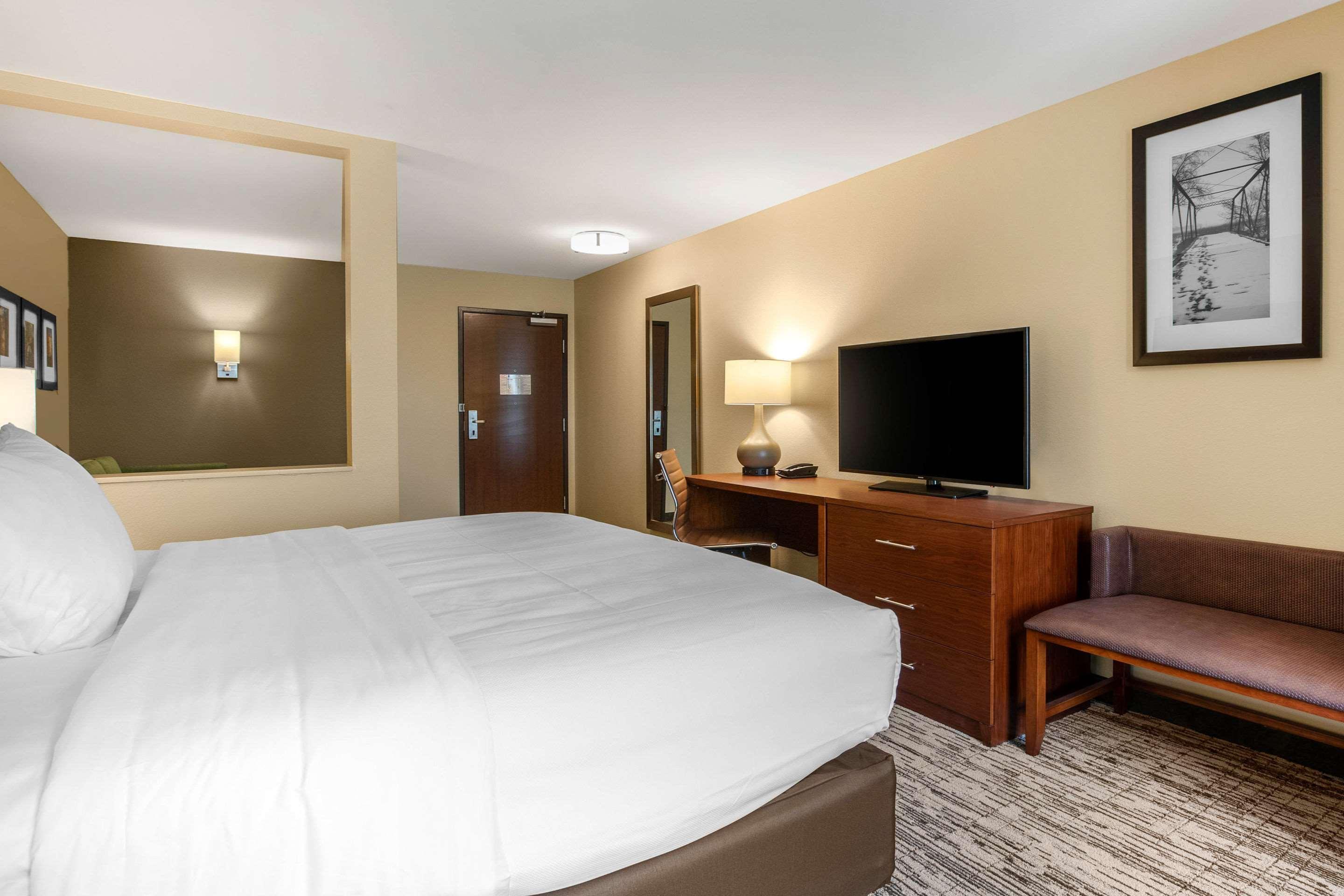 Comfort Inn & Suites Ames Near Isu Campus المظهر الخارجي الصورة